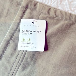 Pottery Barn Washed Velvet Pillow Covers, Qty2, light grey, 20”New w tags.